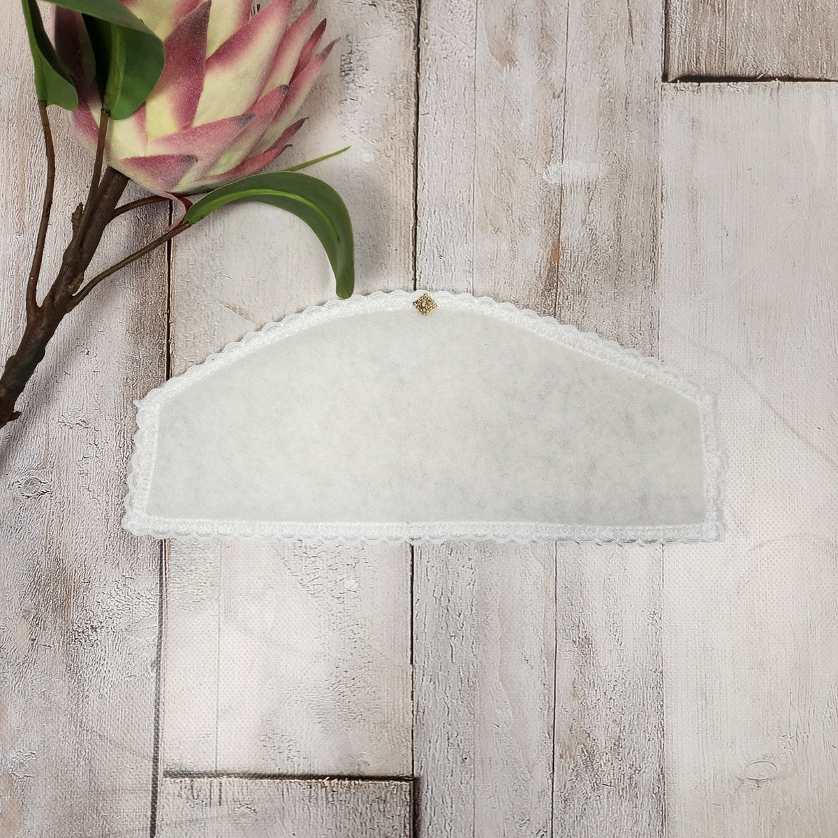 Crescent Foam Shape
